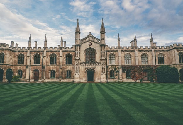 Ever thought studying an MBA would cost you an arm and a leg? Read our post to find out which schools offer MBA scholarships.